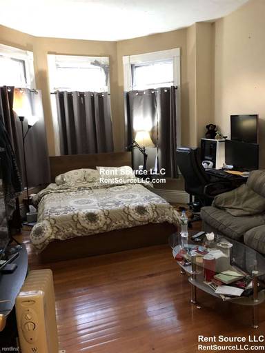 Main picture of 70 Cypress St