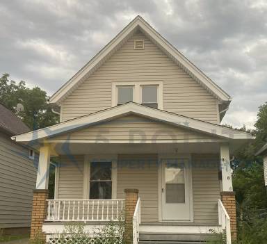 Main picture of 3118 W 97th St