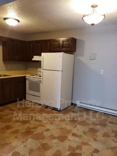 Main picture of Lakewood Apartments