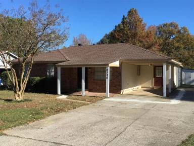 Main picture of 6170 Kentwood Dr