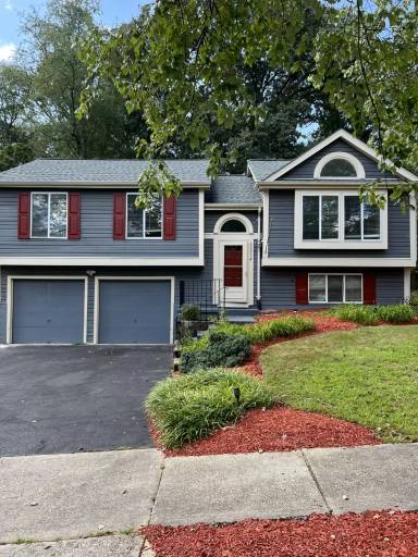 Main picture of 13514 Steeplechase Dr