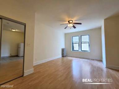 Main picture of 4815 N Damen Ave