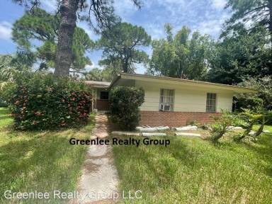 Main picture of 5319 Luna Vista Dr