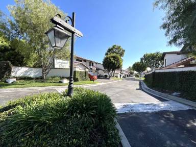 Main picture of 2788 Longwood Ct