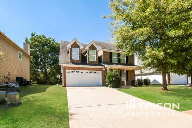 Main picture of 108 Centerra Springs Dr