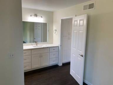 Main picture of La Mirianda Condos