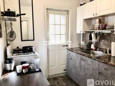 Main picture of 50-64 Charlesgate E & 1109-11 Boylston St