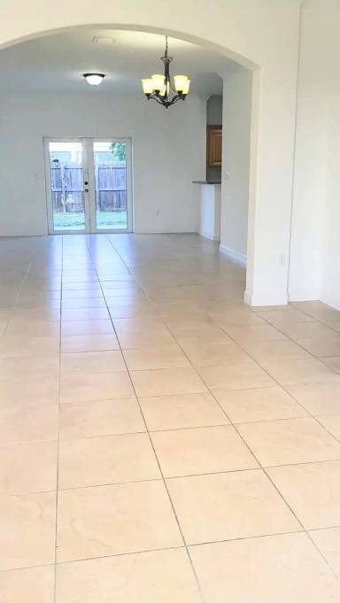 Main picture of 13383 SW 270th St