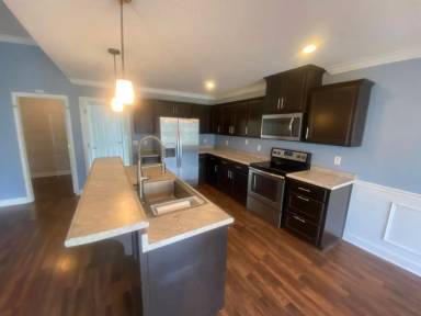 Main picture of 26 Kinlock Ct