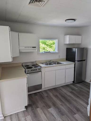 Main picture of 224 Sherman St
