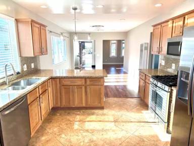 Main picture of 2806 Best Ave