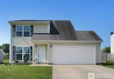 Main picture of 204 Greenleaf Dr