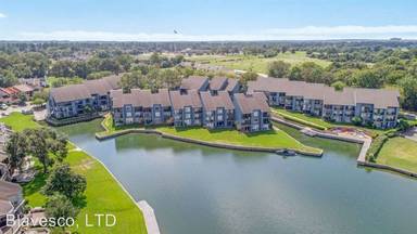 Main picture of Harbour Village Condominiums