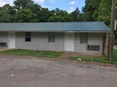 Main picture of 608 Lester Rd