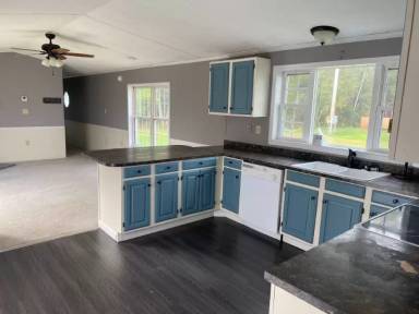 Main picture of 5 Pebble Dr