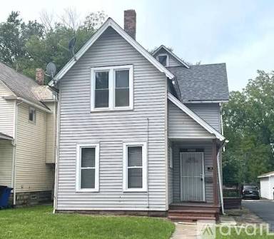 Main picture of 2112 W 93rd St