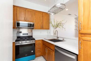 Main picture of 6082 Paseo Salinero