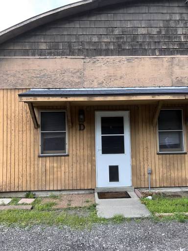 Main picture of 23180 2nd St