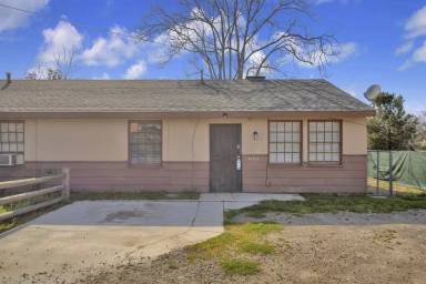 Main picture of 40534 Stetson Ave