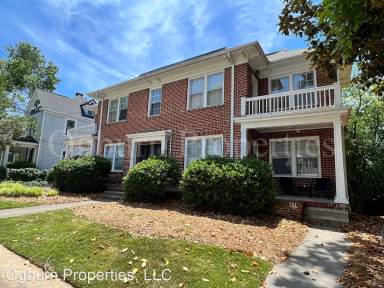 Main picture of 664 N Spring St