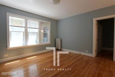 Main picture of 1415 W Hutchinson St