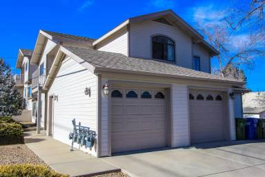 Main picture of 304 W Hillside Ave