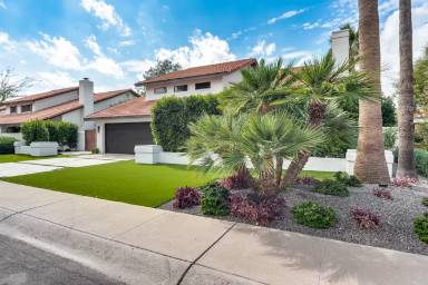 Main picture of 8618 N Timberlane Dr