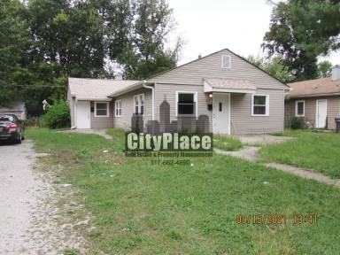 Main picture of 2420 N Kitley Ave