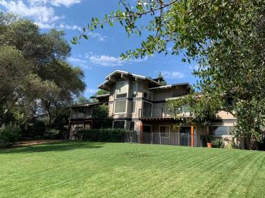 Main picture of 3491 Cambridge Rd