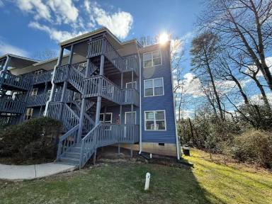 Main picture of Collegeview Apartments