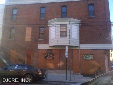 Main picture of 1500 Wolf St