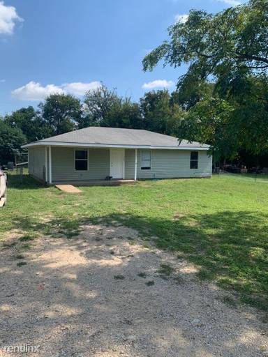 Main picture of 152 Crescent Creek Ln