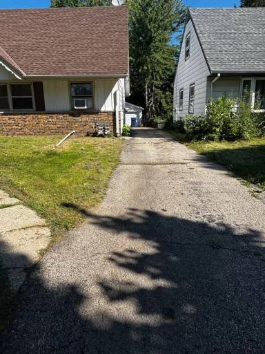 Main picture of 4044 W Vera Ave