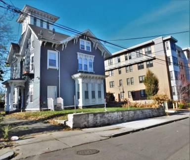 Main picture of 7 Greenville St