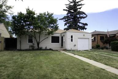 Main picture of 1125 Emporia St