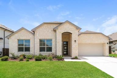 Main picture of 17704 Gilberto Dr
