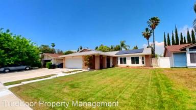 Main picture of 2320 Huff St