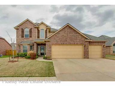 Main picture of 6005 NW 160th St