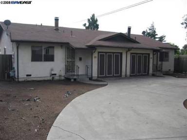 Main picture of 2120 W Avenue 135th