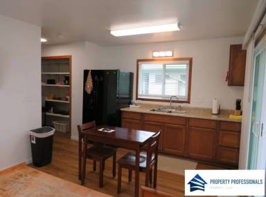 Main picture of 26 Lei St