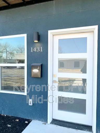 Main picture of 1427 Pearson St