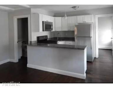 Main picture of 66 Safford St