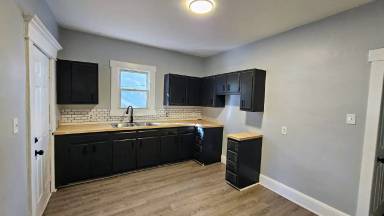 Main picture of 258 S Souder Ave