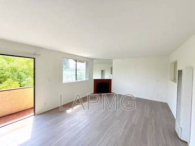 Main picture of 3940 Tilden Ave