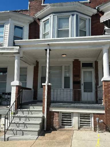 Main picture of 1732 N Pulaski St