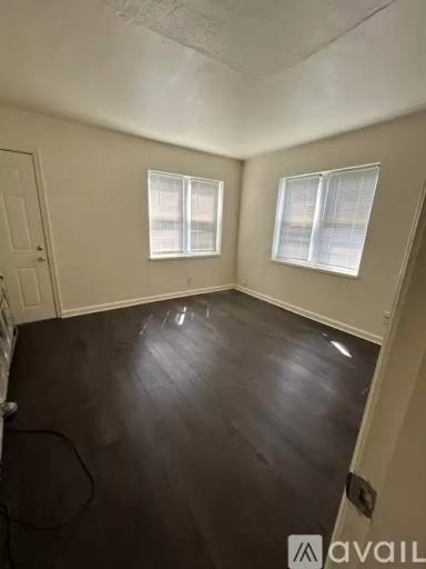 Main picture of 638 Redwood Ave