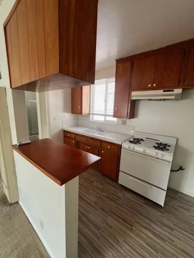 Main picture of 237 W Tujunga Ave