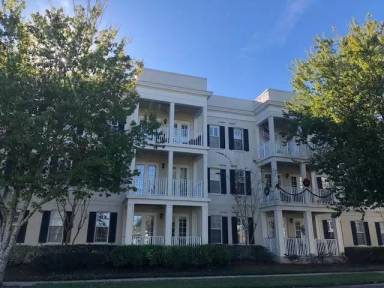 Main picture of 834 Deer Woods Rd