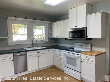 Main picture of 1928 Legion Way SE