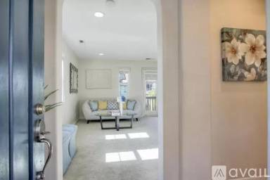 Main picture of 4147 Voltaire St